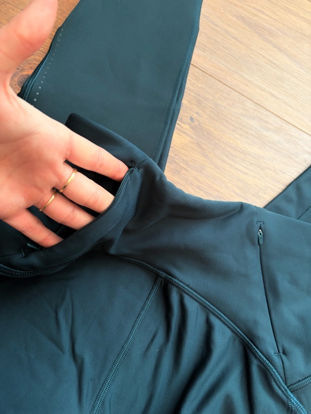 Lulu Chase the Chill Pant teal - Picture 9 of 13